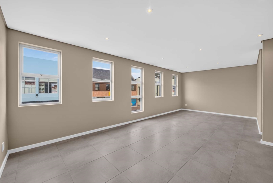1 Bedroom Property for Sale in Fish Hoek Western Cape